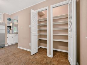11121 Pinehurst DR D, Austin TX 78747