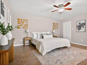 11121 Pinehurst DR D, Austin TX 78747