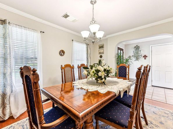 8909 Lomita Verde CT, Austin TX 78749