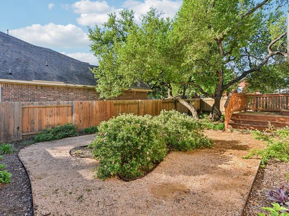 8909 Lomita Verde CT, Austin TX 78749