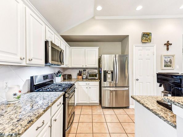 8909 Lomita Verde CT, Austin TX 78749