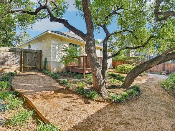 8909 Lomita Verde CT, Austin TX 78749