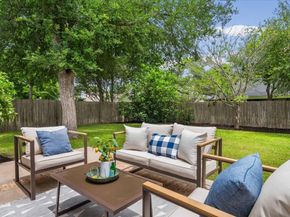 6437 Old Harbor LN, Austin TX 78739