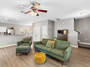 914 Bret LN, Austin TX 78721