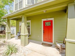 914 Bret LN, Austin TX 78721