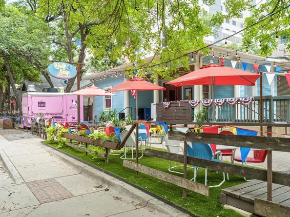 54 Rainey ST 1018, Austin TX 78701