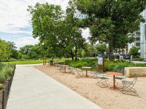 54 Rainey ST 1018, Austin TX 78701