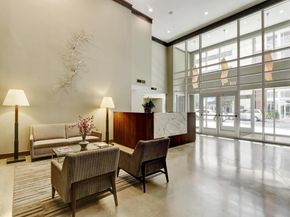 54 Rainey ST 1018, Austin TX 78701