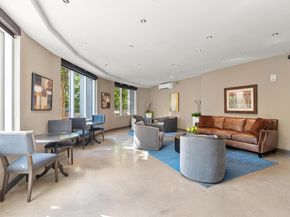 54 Rainey ST 1018, Austin TX 78701
