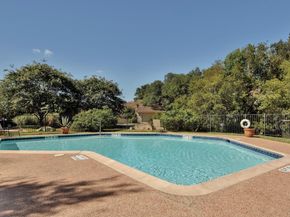 6820 N Cypress PT 33, Austin TX 78746