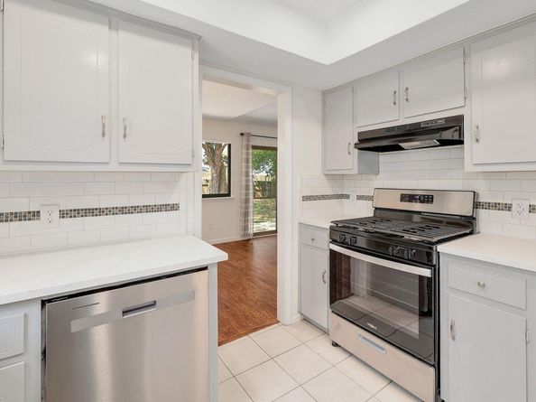 12114 Scissortail DR, Austin TX 78750