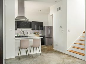 2202 Garden ST B, Austin TX 78702
