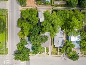 2202 Garden ST B, Austin TX 78702