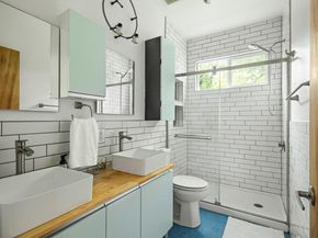 2202 Garden ST B, Austin TX 78702