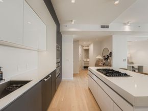 313 W 17th ST 1404, Austin TX 78701