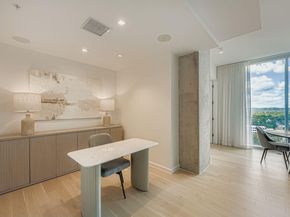 313 W 17th ST 1404, Austin TX 78701