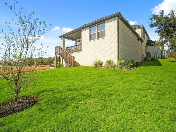 8112 Turning Leaf CIR, Lago Vista TX 78645