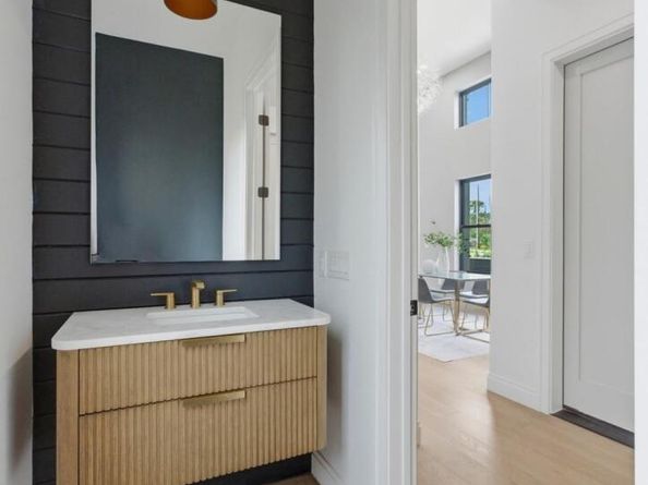 5013 Rob Scott ST, Austin TX 78721