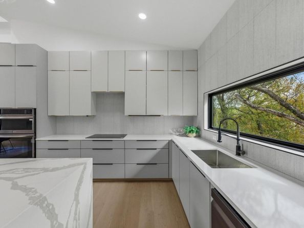 5013 Rob Scott ST, Austin TX 78721