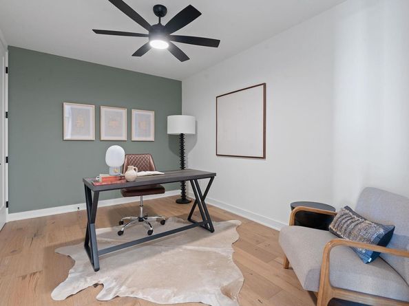 84 E East Ave 2010, Austin TX 78701