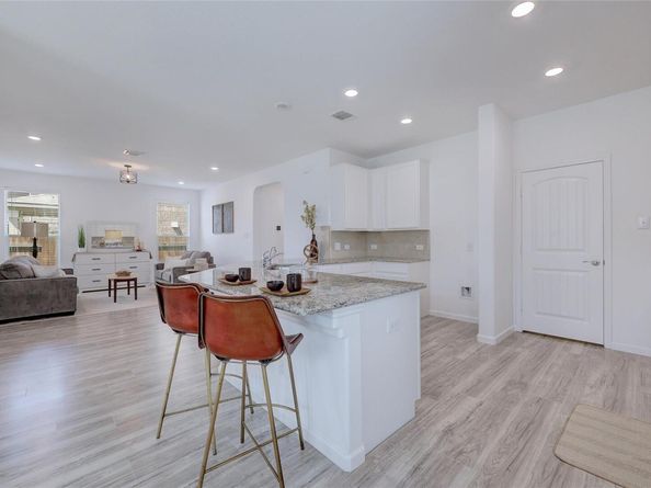 468 Sheepshank DR, Georgetown TX 78633