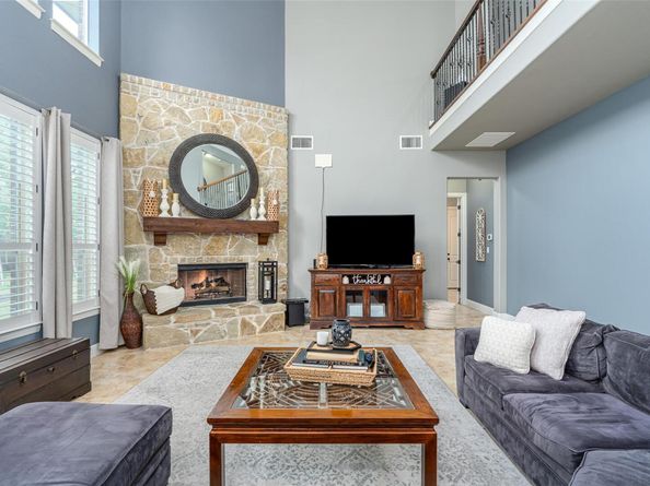 401 Bluff Point BND, Cedar Park TX 78613