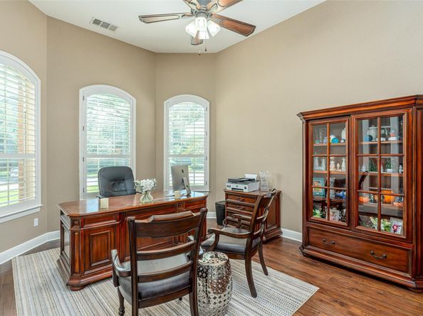 401 Bluff Point BND, Cedar Park TX 78613