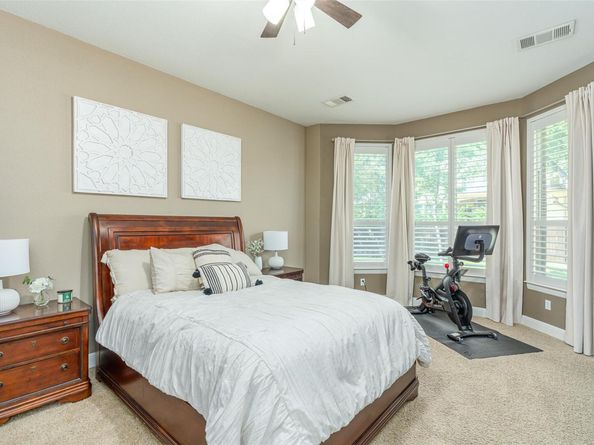 401 Bluff Point BND, Cedar Park TX 78613