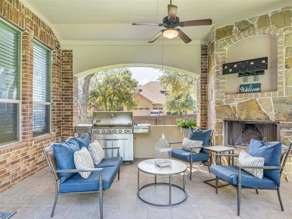 401 Bluff Point BND, Cedar Park TX 78613
