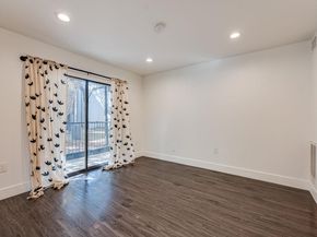 935 La Posada DR 156, Austin TX 78752