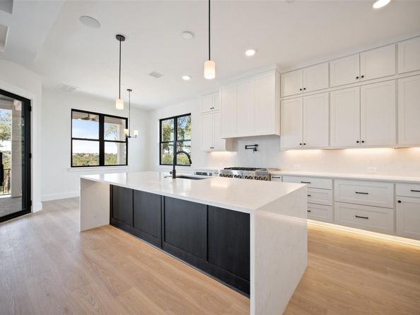 10105 Cressida Bend, Austin TX 78730