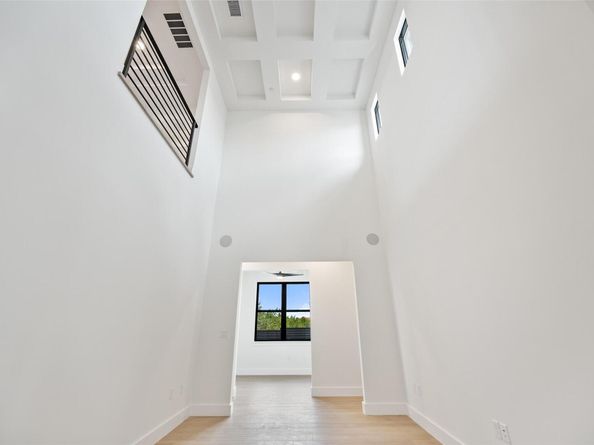 10105 Cressida Bend, Austin TX 78730