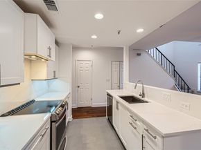 1704 West Ave 106, Austin TX 78701