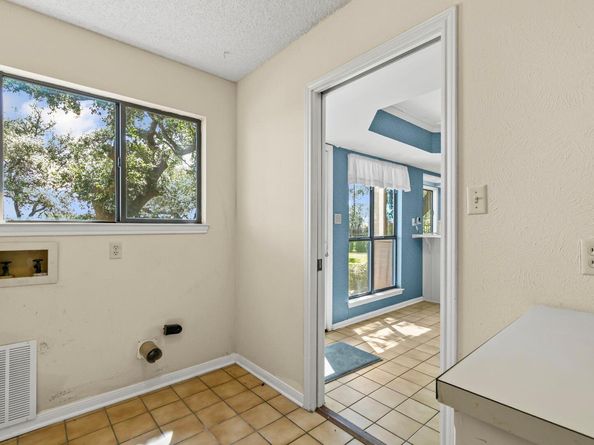 415 Dasher DR, Lakeway TX 78734