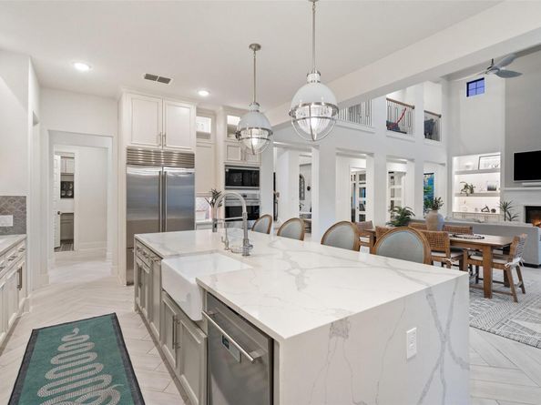 505 Woodside TER, Austin TX 78738