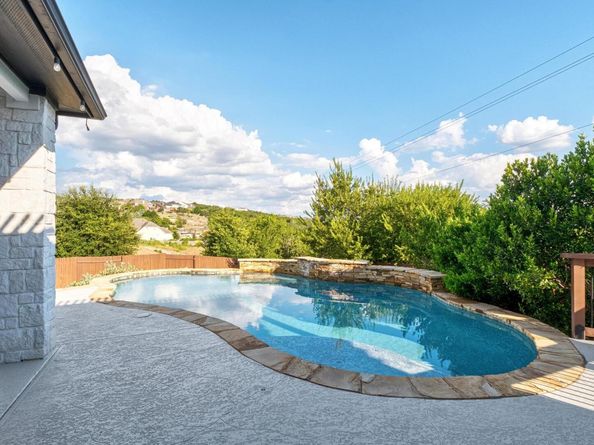 7925 Tusman DR, Austin TX 78735