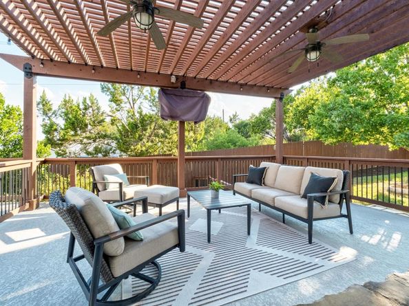 7925 Tusman DR, Austin TX 78735