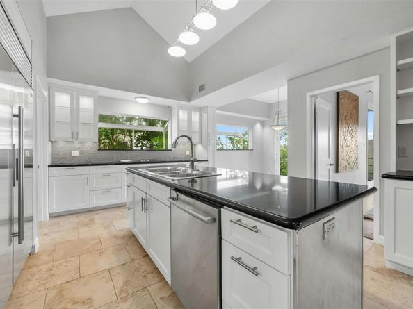 5801 Cannonade CT, Austin TX 78746