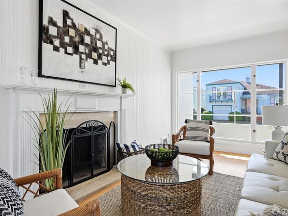 396 Crestlake Drive, San Francisco CA 94132
