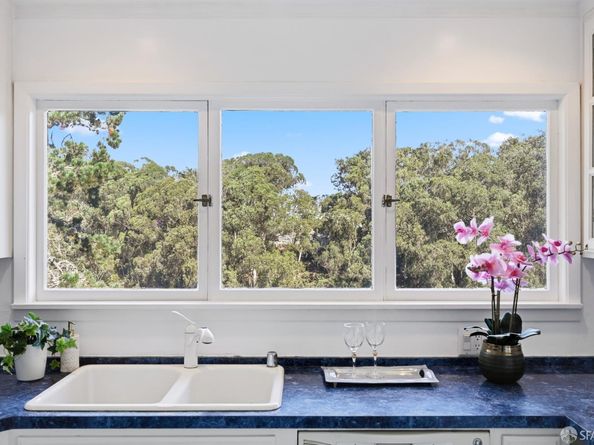 396 Crestlake Drive, San Francisco CA 94132