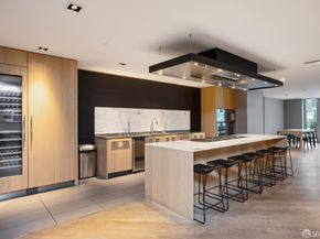 201 Folsom Street 27F, San Francisco CA 94105