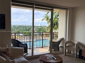 3232 SW 22nd Terrace 910, Miami FL 33145