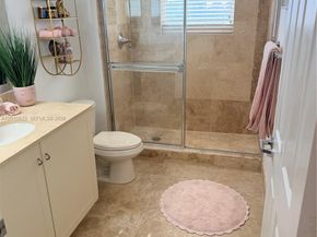 3232 SW 22nd Terrace 910, Miami FL 33145