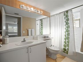19555 E Country Club Drive 8502, Aventura FL 33180