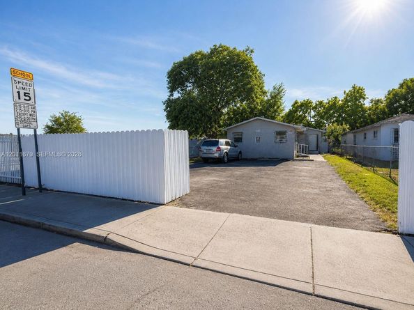 6228 NW 4th Avenue, Miami FL 33150