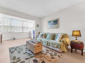 6600 Cypress Road 310, Plantation FL 33317