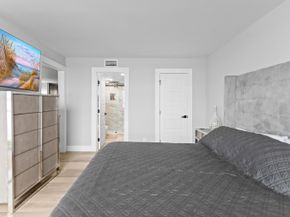 118 Lake Emerald Drive 110, Oakland Park FL 33309