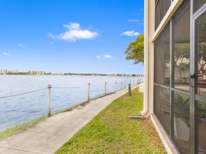 118 Lake Emerald Drive 110, Oakland Park FL 33309