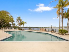 118 Lake Emerald Drive 110, Oakland Park FL 33309