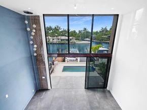 323 Hendricks Isle, Fort Lauderdale FL 33301